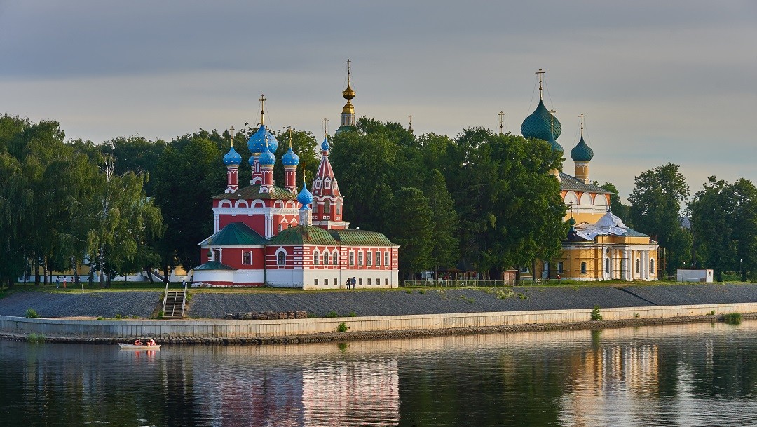 Теплоход vs Пляж. Теплоход vs Санаторий. Теплоход vs Автобус