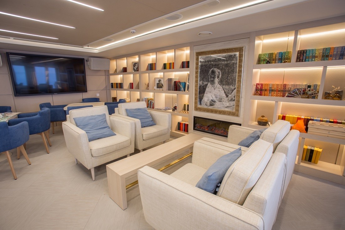 Винная библиотека