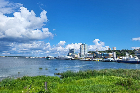 Край ста тысяч песен