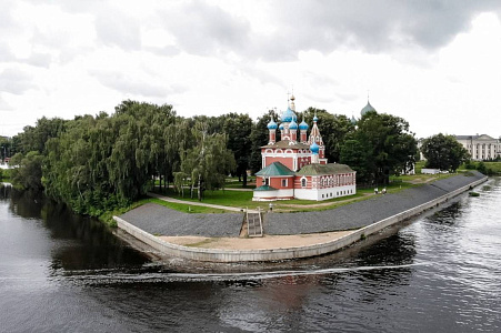 В гостях у Угличских князей В гостях у Угличских князей