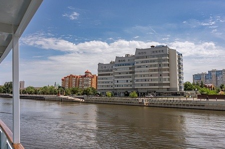 В край «каспийской розы»