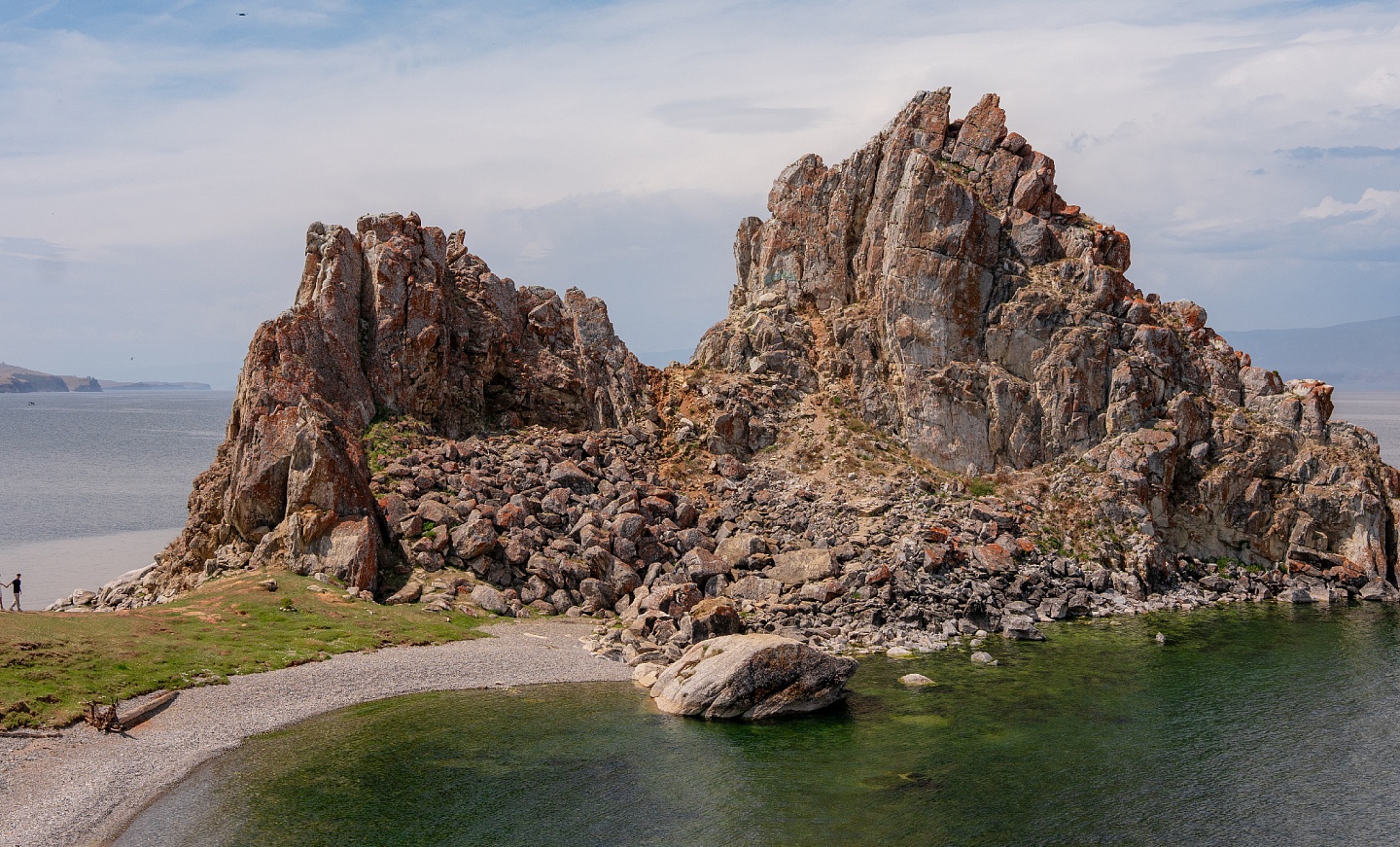 Скала Шаманка