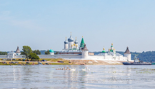Путешествие в обитель святого Макария Путешествие в обитель святого Макария