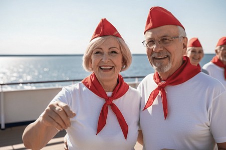 Пионерский лагерь для взрослых