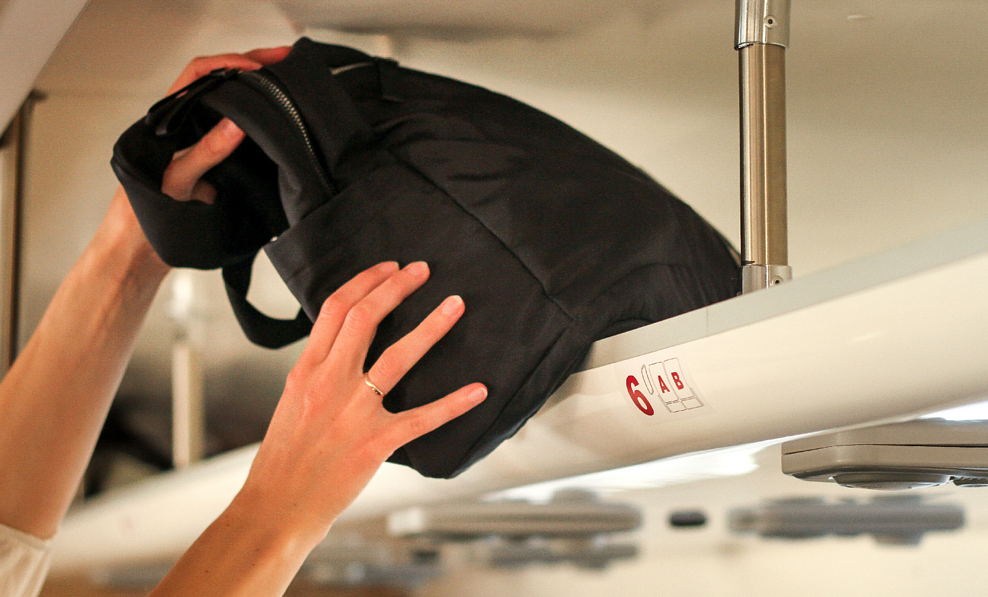 Место для провоза багажа и санузел