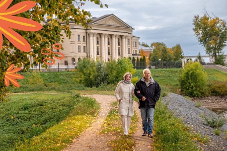 В гостях у Угличских князей В гостях у Угличских князей