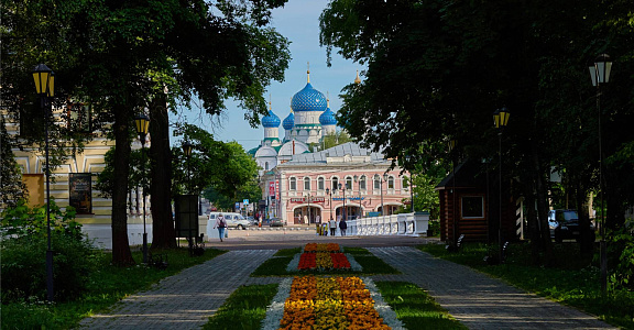 В гостях у Угличских князей В гостях у Угличских князей