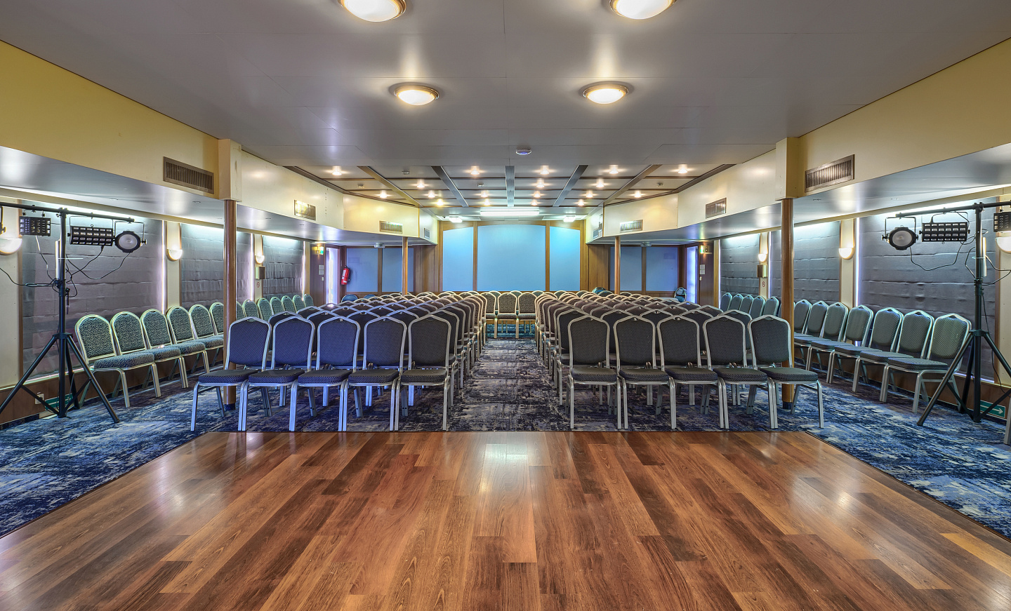 Конференц-зал 