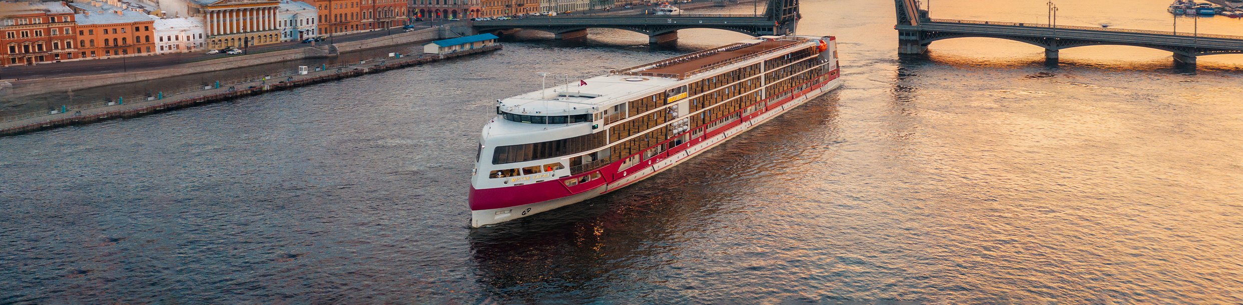 Мустай Карим