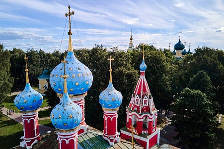 В гостях у Угличских князей В гостях у Угличских князей