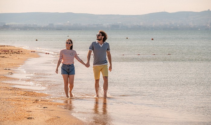 Куда съездить на море в России?